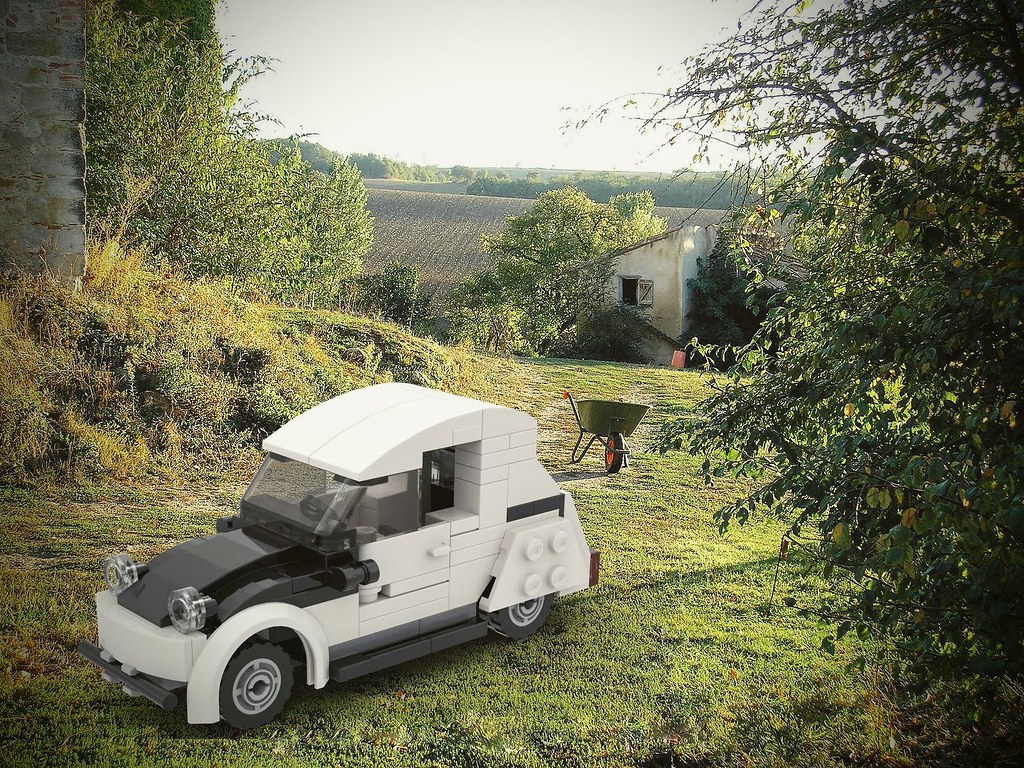 Citroën 2CV: Digital File
